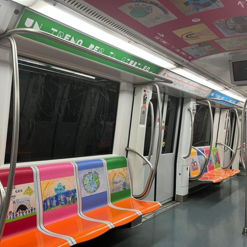 Un treno della metro firmato dai più piccoli